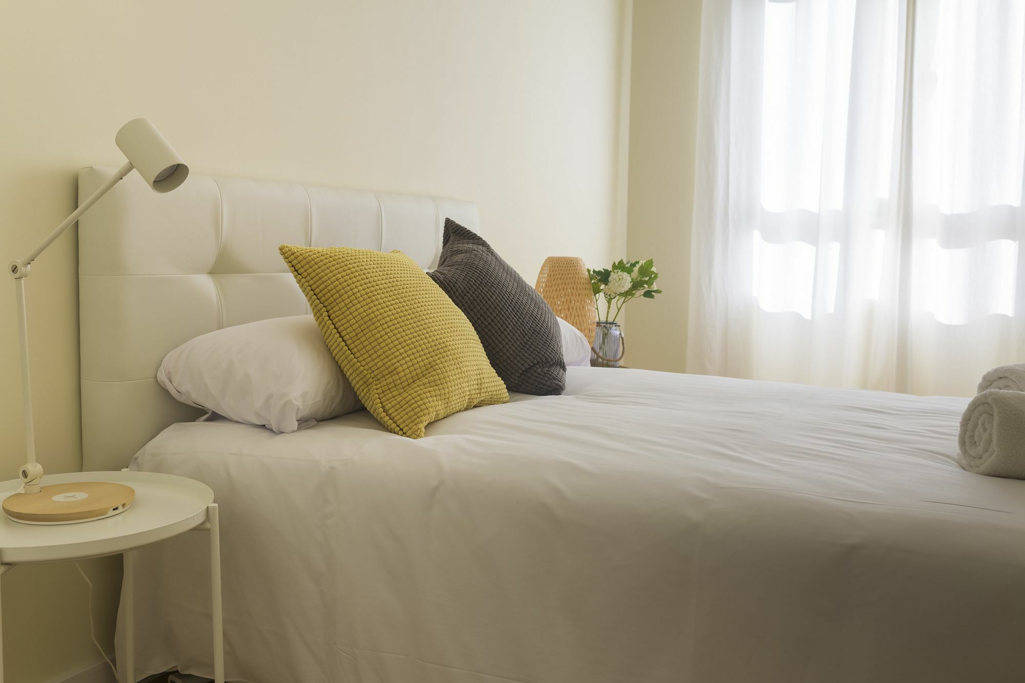 Hq Rooms Apartments San Vicente Valencia Exterior photo